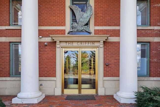 Building Photo - 955 26th St NW