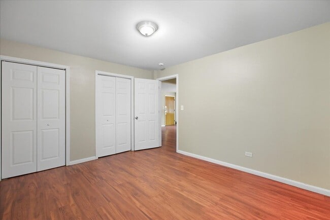 Building Photo - 337 Custer Ave