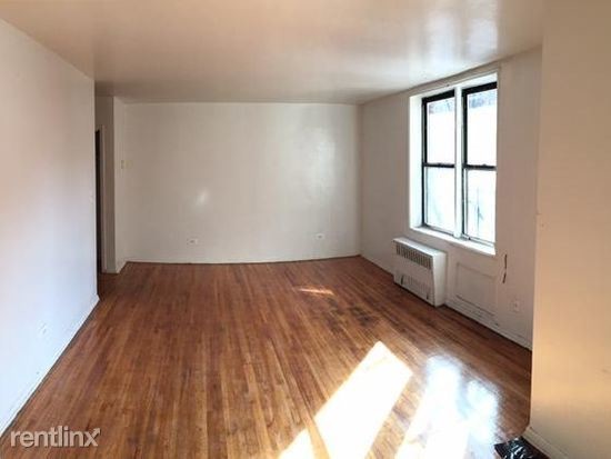 Primary Photo - 3 br, 1 bath Apartment - 6063 Broadway