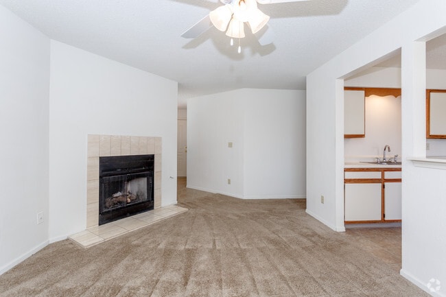 2HAB, 1BA - Casa Grande - Deerfield Apartments