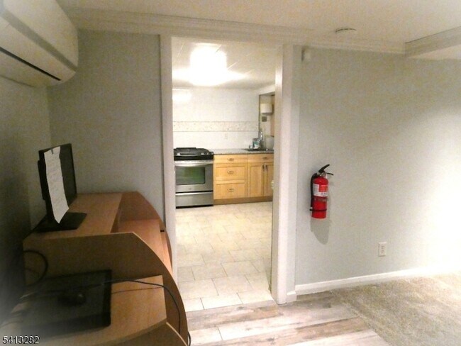 Foto del edificio - 355 Elm St