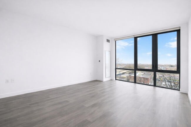 Building Photo - 1524 Sheepshead Bay Rd