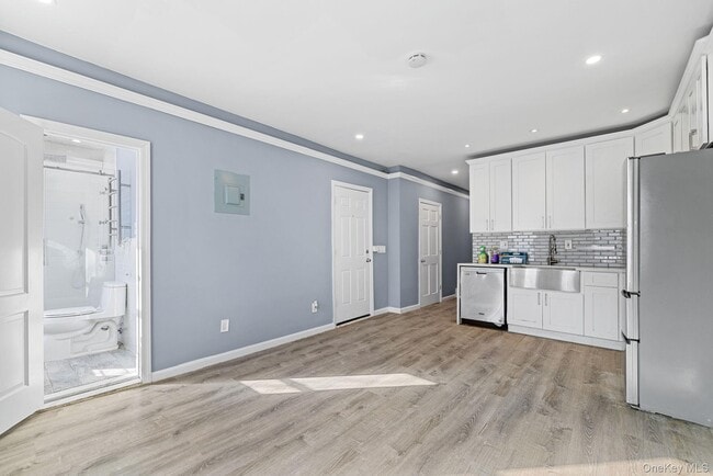 Building Photo - 177 Woodworth Ave