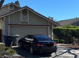 Building Photo - 615 Cutting Way