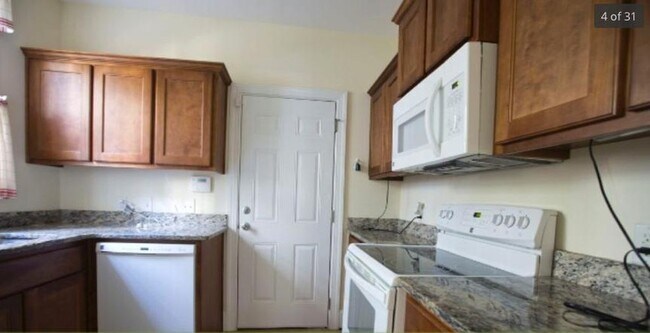 Building Photo - 510 East Waldburg St