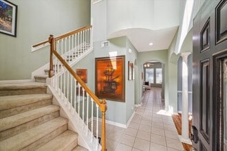 Building Photo - 2403 Clippers Square