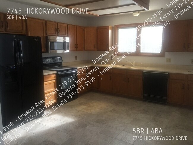 Foto del edificio - 7745 Hickorywood Dr