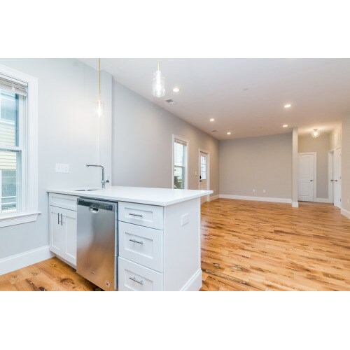 Building Photo - 250 Leyden St