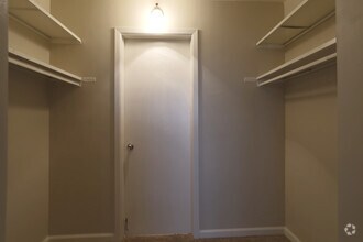 The Perch on Lake Apartments photo'