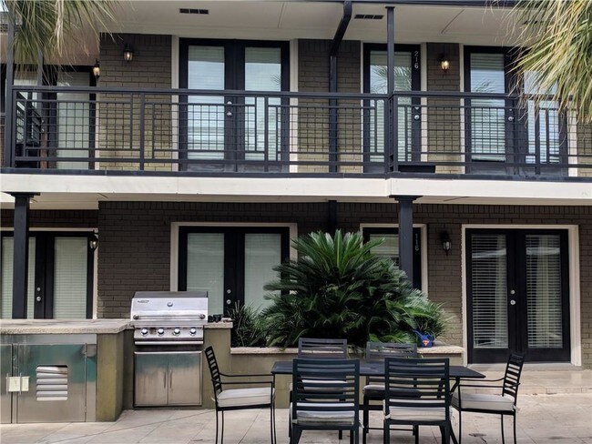 Foto del edificio - 7770 Meadow Rd