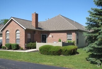 Building Photo - 6785 Villabrook Dr