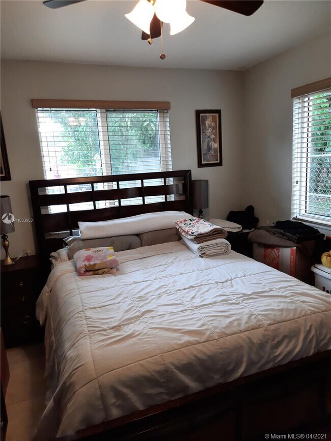 Foto del edificio - 4310 SW 9th St