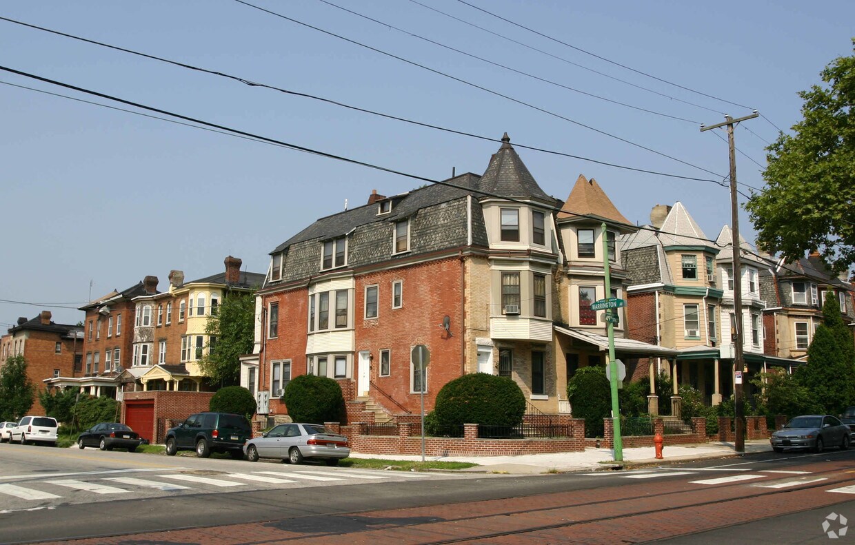Primary Photo - 834 S 49th St