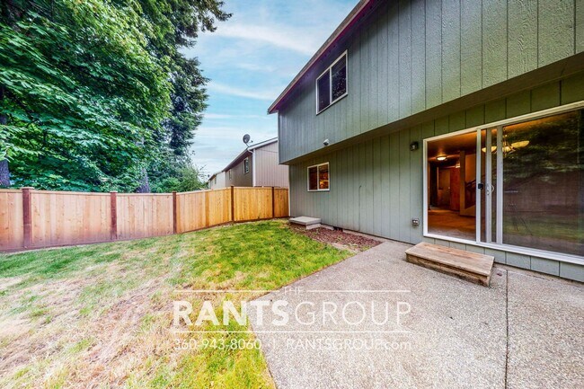 Foto del edificio - 4612 Kapalea Way SE