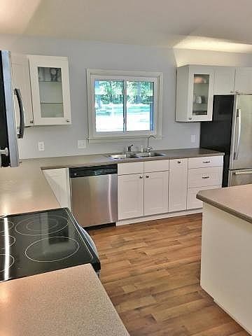 Building Photo - 3 bedroom in Estherville IA 51334