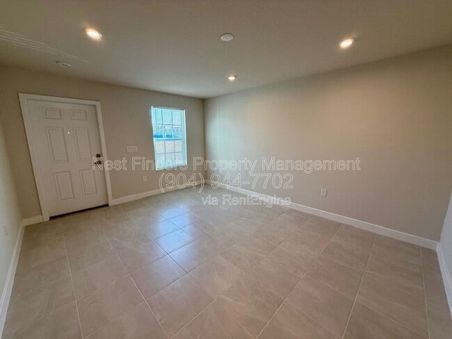 Building Photo - 55 Gaston Ct