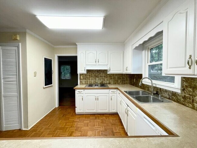 Foto del edificio - Lexington- Offering Self Guided Tour with ...