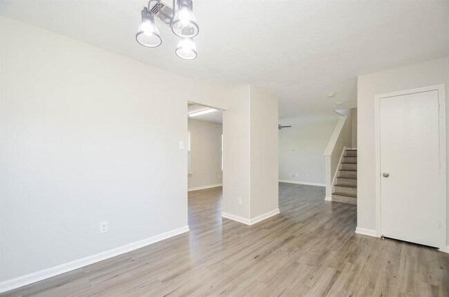 Building Photo - 13106 Majestic Pl Ct