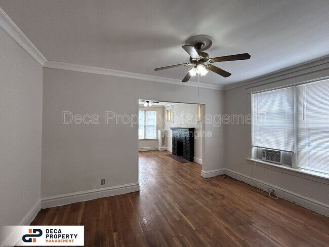 Foto del edificio - 4684 S Grand Blvd