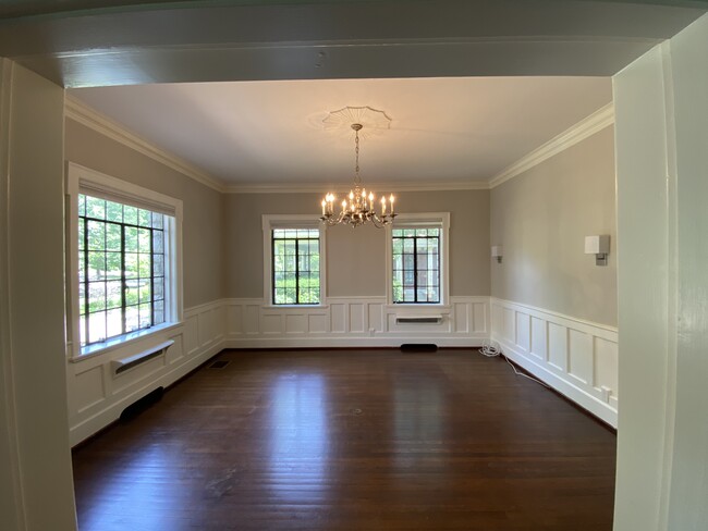 Dining Room - 100 Mcdowell Rd