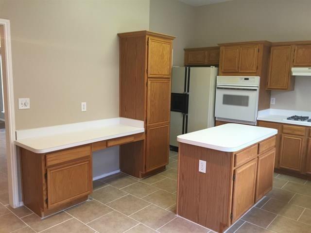 Building Photo - 708 Gentry Dr