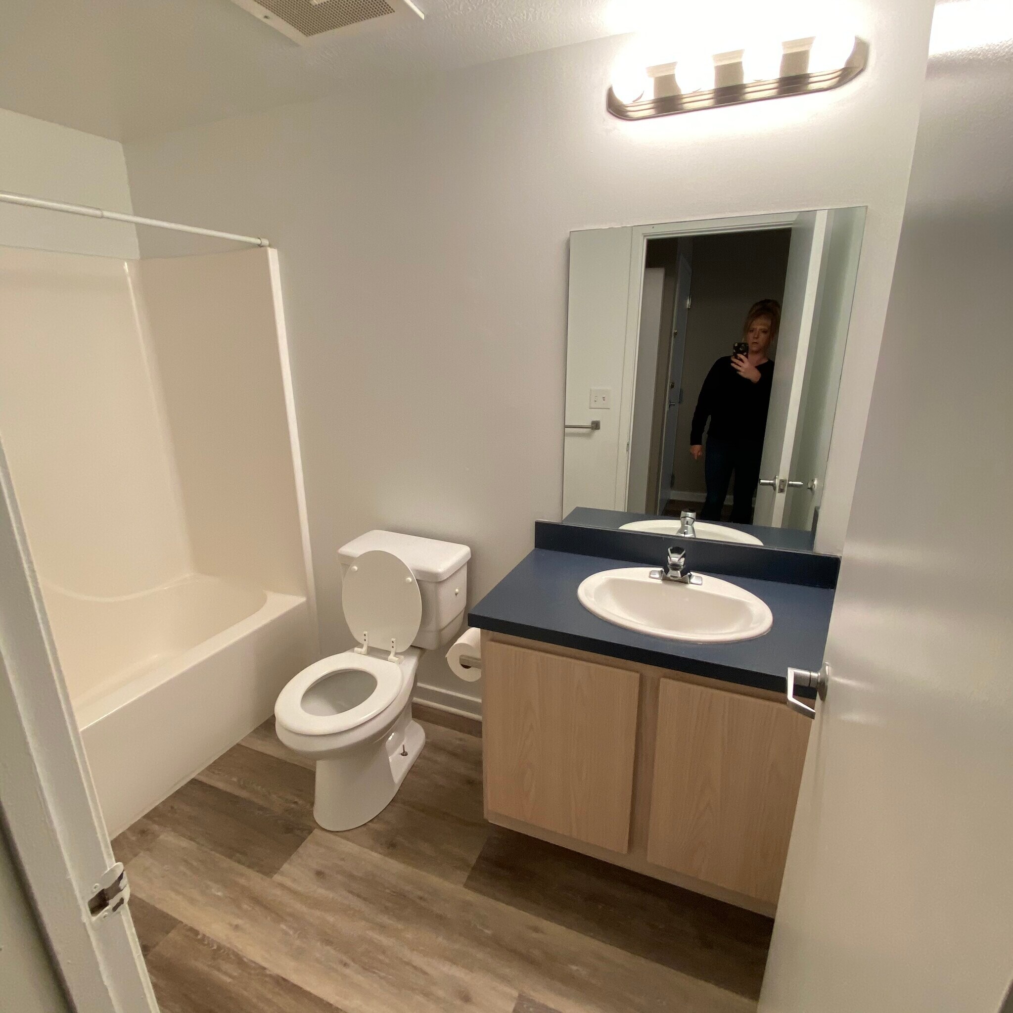 Bender Apartments – photo 4