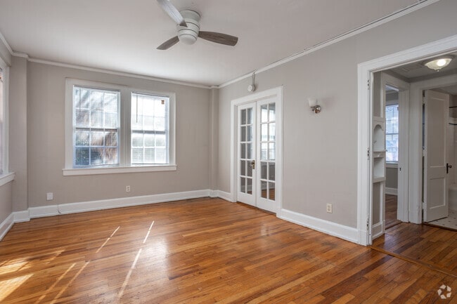 1BR, 1BA - 490SF - Living Room - Terrace Apartments