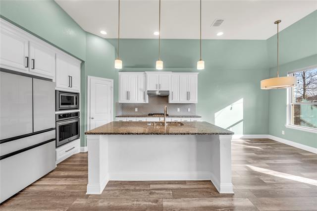 Foto del edificio - 1523 Carnation St