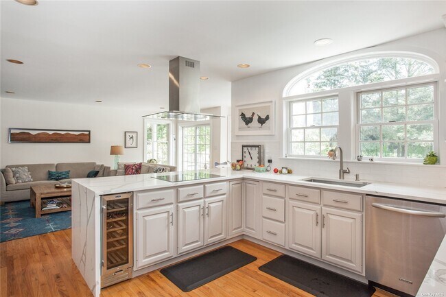Foto del edificio - 19 Oak Meadow Ln