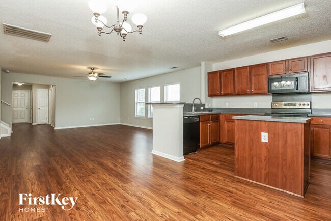 Building Photo - 1052 Briar Rose Ln