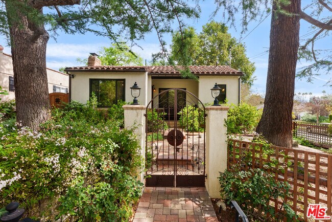 Foto del edificio - 1462 Mentone Ave