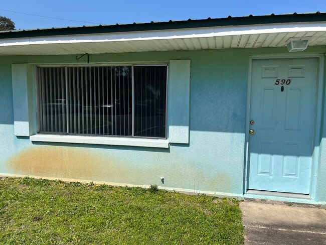 Building Photo - 590 Florosa Ct