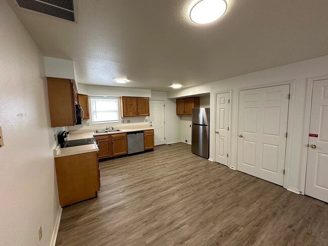 Building Photo - 2818 Fremont Ct