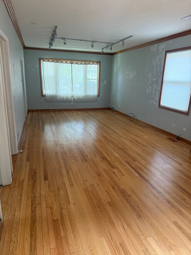 Foto del edificio - 2439 W Byron St
