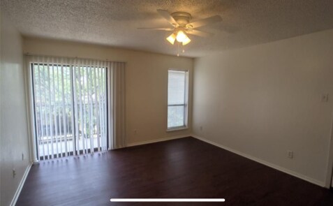 Foto del edificio - 1810 N Garrett Ave