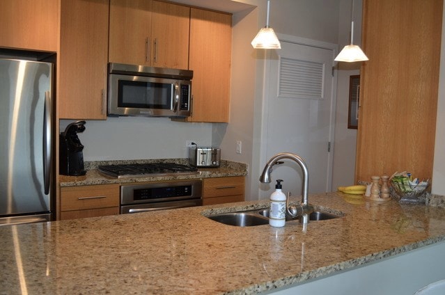 Primary Photo - 505 N McClurg Ct
