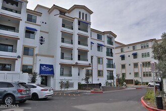 Building Photo - 2511 W Queen Creek Rd