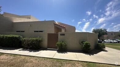Building Photo - 8847 N 47th Ln