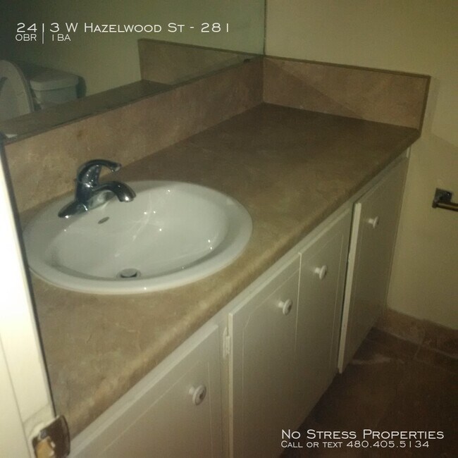Foto del edificio - Studio off Camelback Rd & I17 Freeway!