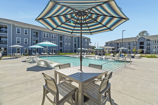 Building Photo - Haven at Treeline