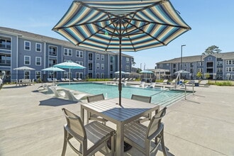 Building Photo - Haven at Treeline