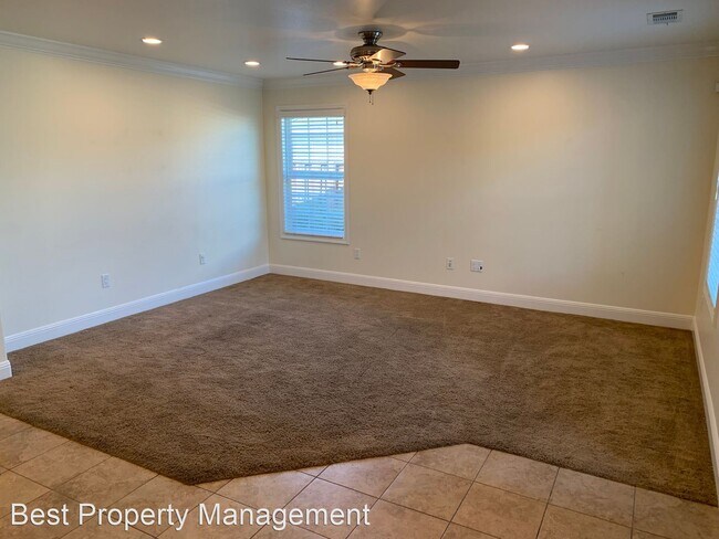 Foto del edificio - 4 br, 2 bath House - 338 W 20th St