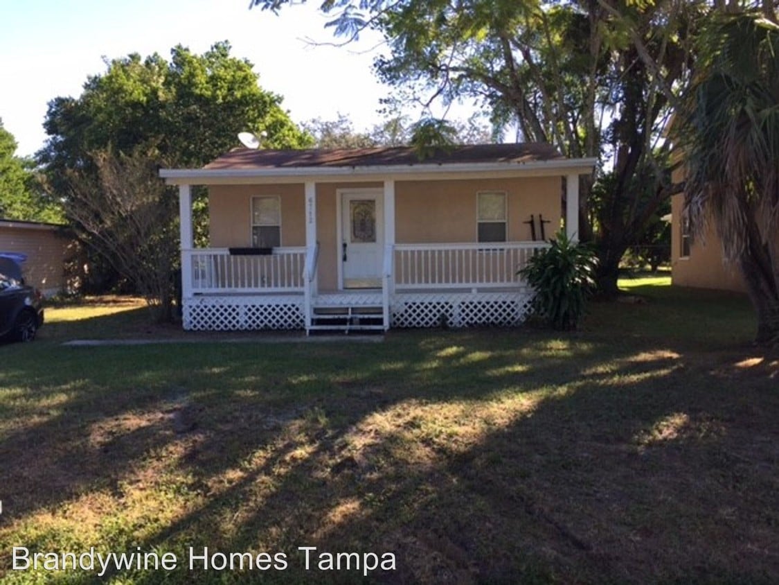 Primary Photo - 2 br, 1 bath House - 6712 S Himes Ave