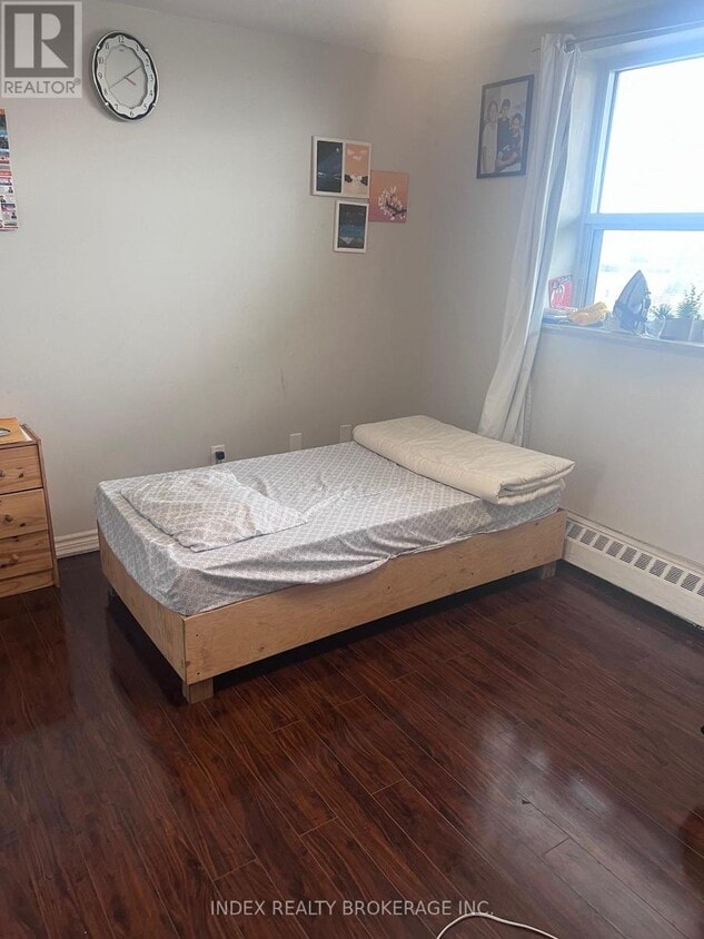 Photo principale - 3533 Derry Rd E