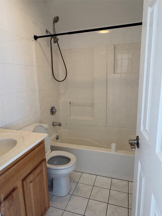 Foto del edificio - 17 W 20th Rd