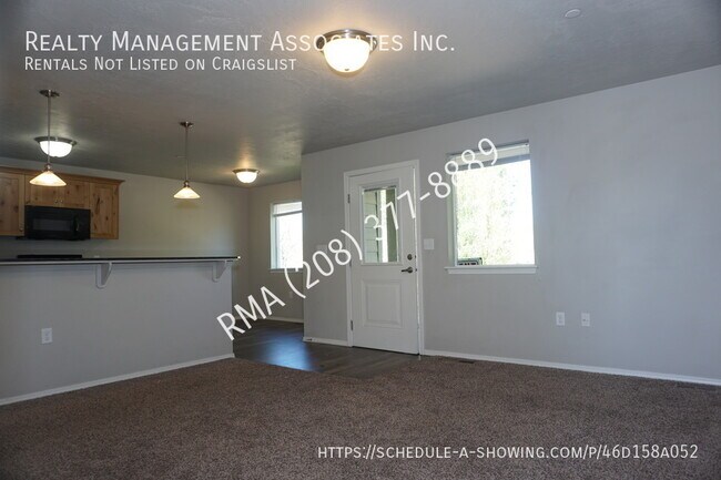 Foto del edificio - Modern 2-Bedroom Apartment in the Heart of...