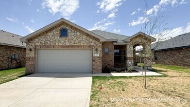 Building Photo - 7111 Saguaro St