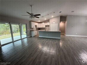 Building Photo - 307 Broward Ave