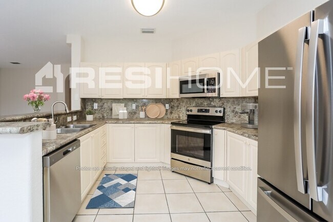 Foto del edificio - 15554 SW 41st Terrace