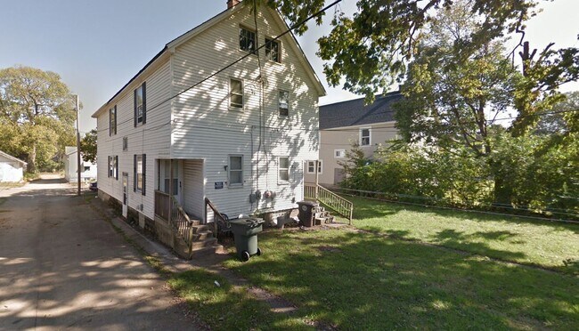 Building Photo - 453-455 Brightwood
